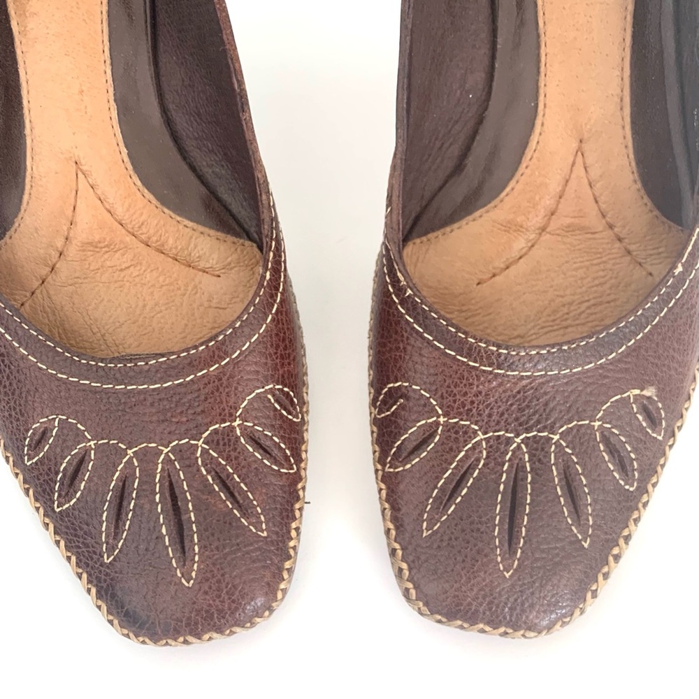 Nurture leather low heel sling backs - Picture 4 of 5